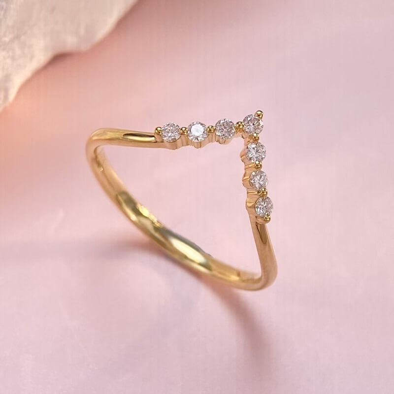 9K-Lab Grown Diamond Ring