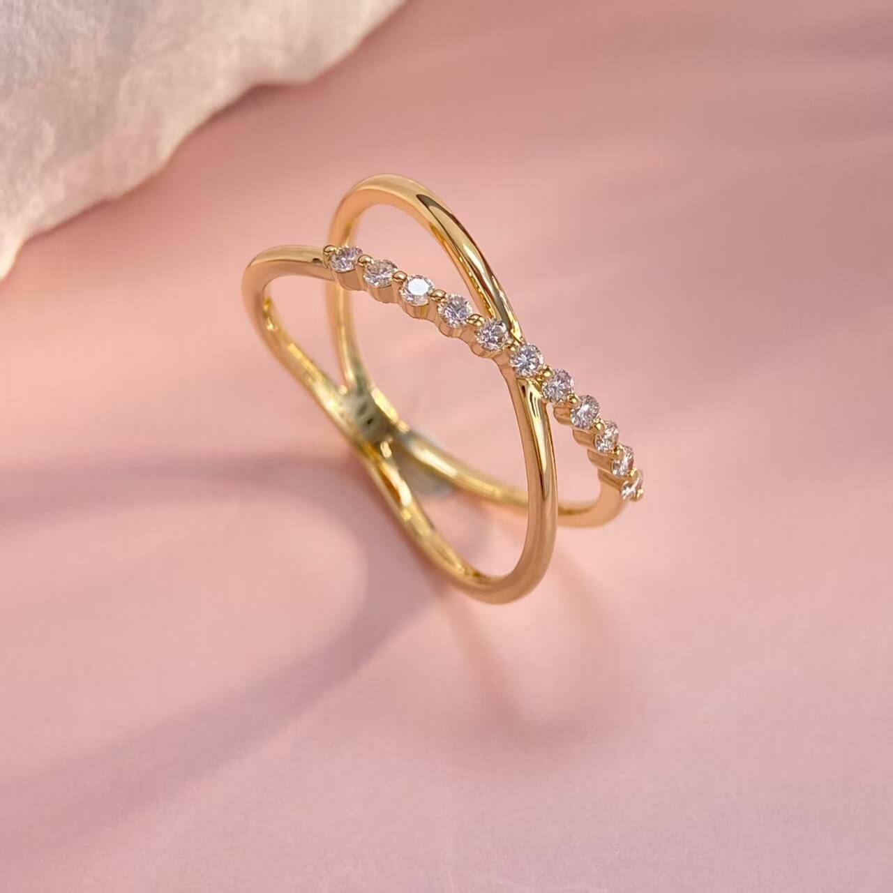 9K-Lab Grown Diamond Ring