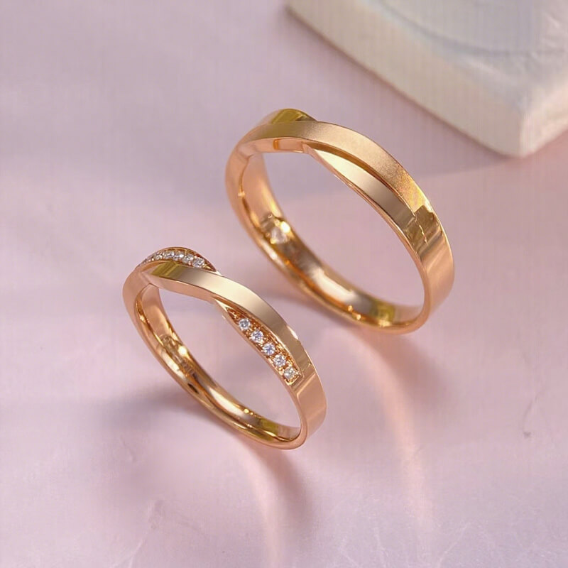18K-Diamond Couple Rings