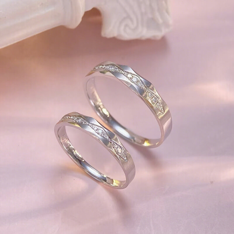 18K-Diamond Couple Rings
