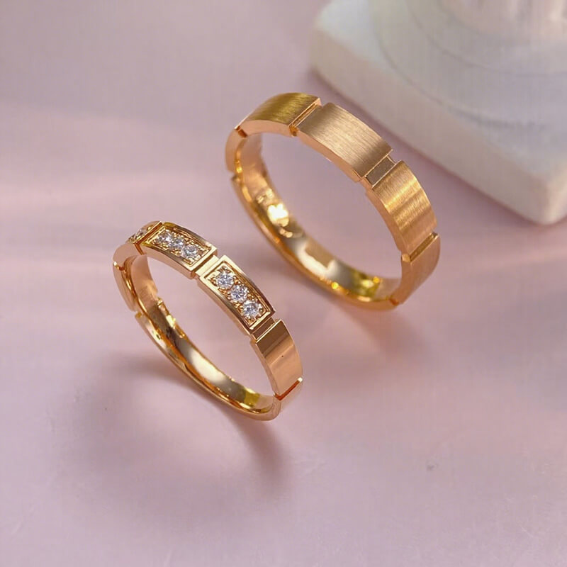 18K-Diamond Couple Rings