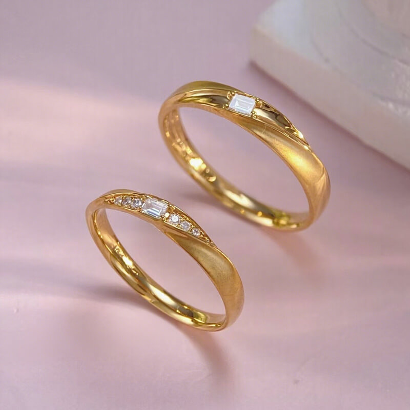 18K-Diamond Couple Rings