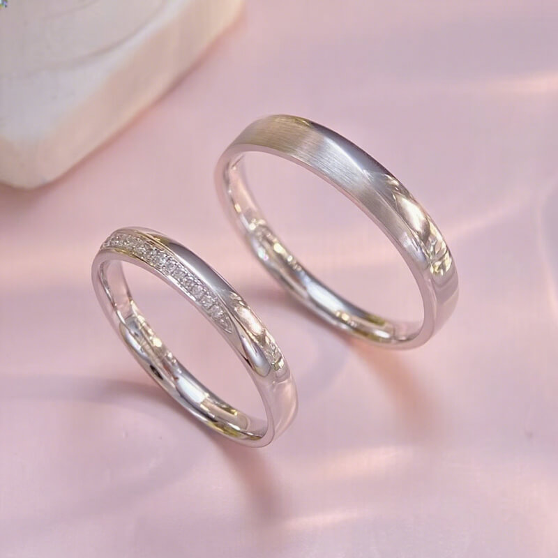 18K-Diamond Couple Rings