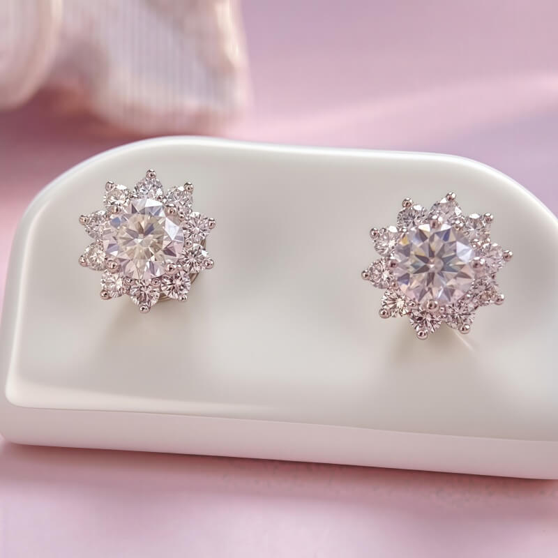 9K-Lab-Moissanite Earrings
