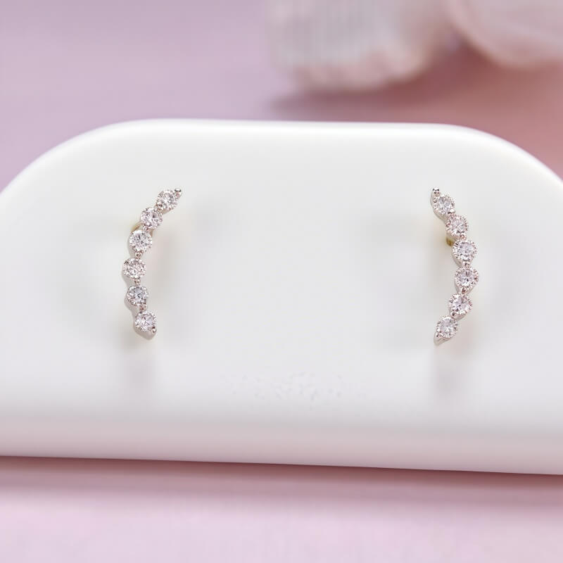 9K-Lab-Grown Diamond Ring