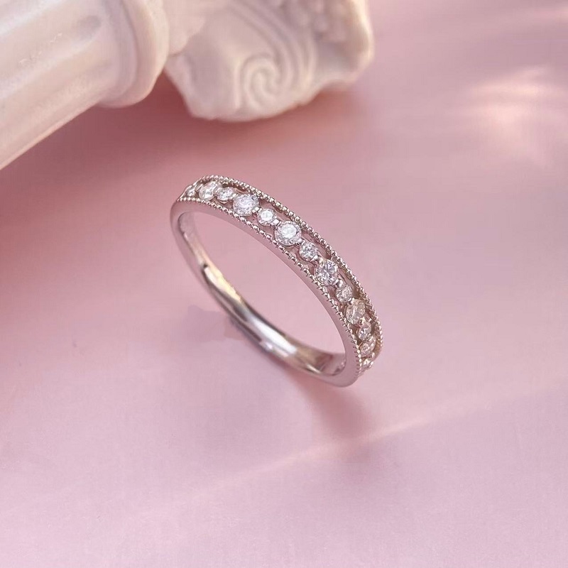 9K-Lab-Grown Diamond Ring