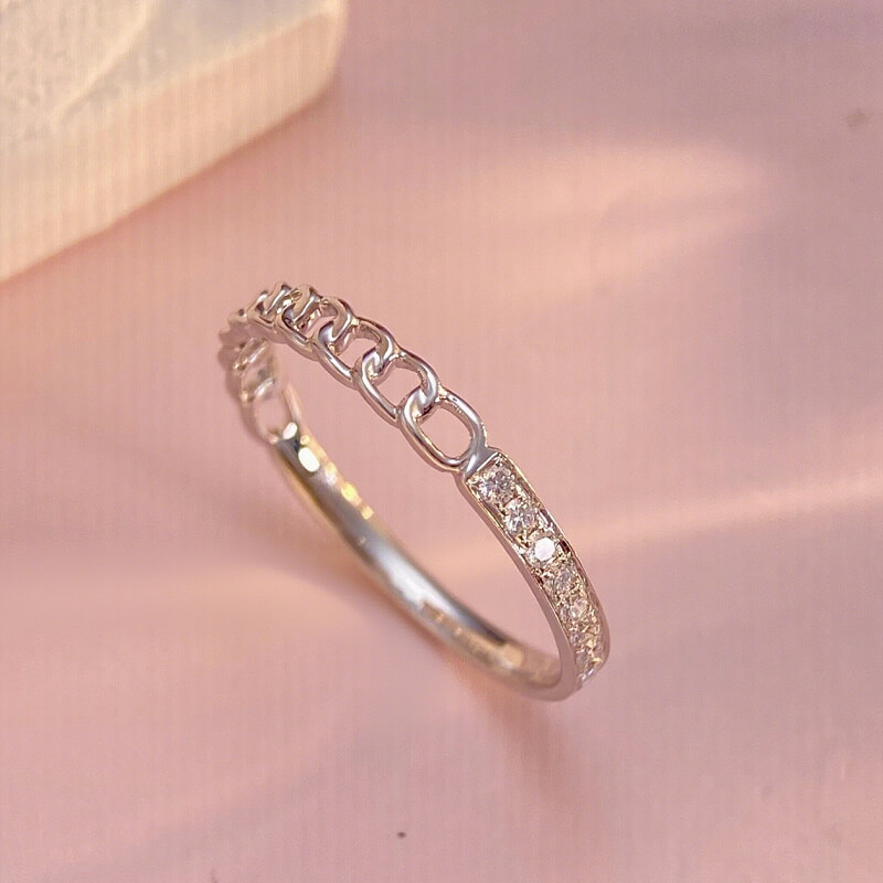 9K-Lab-Grown Diamond Ring