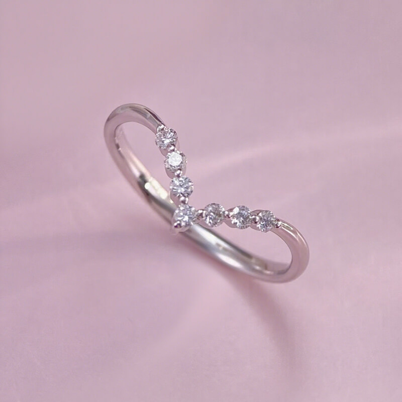 9K-Lab-Grown Diamond Ring