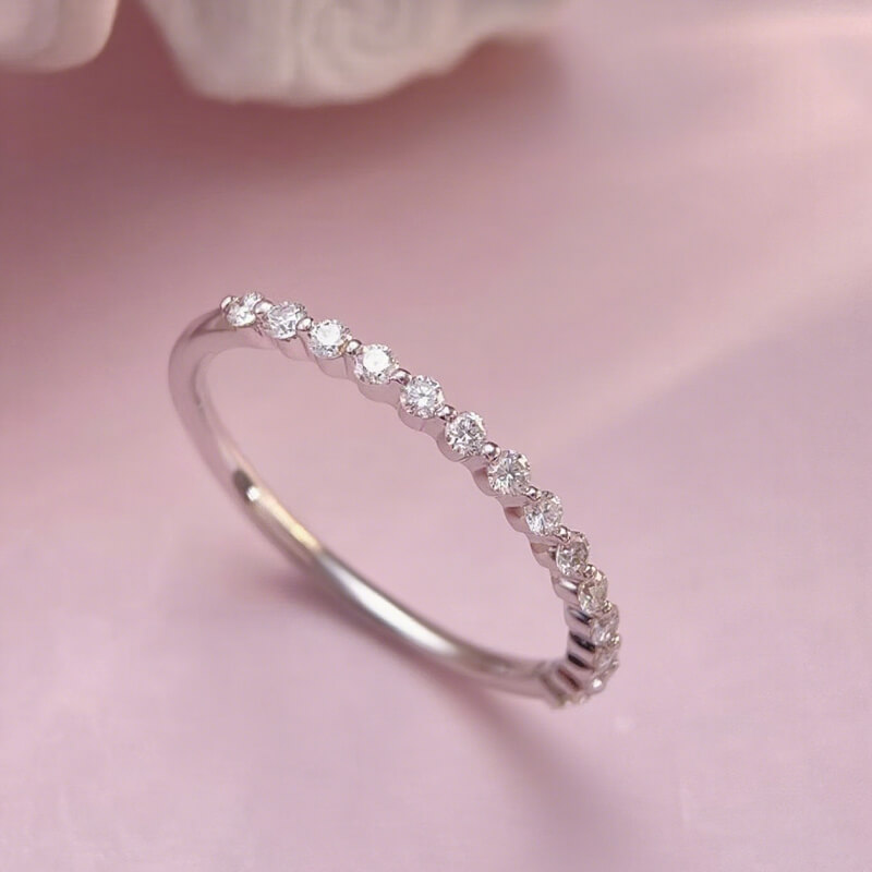 9K-Lab-Grown Diamond Ring