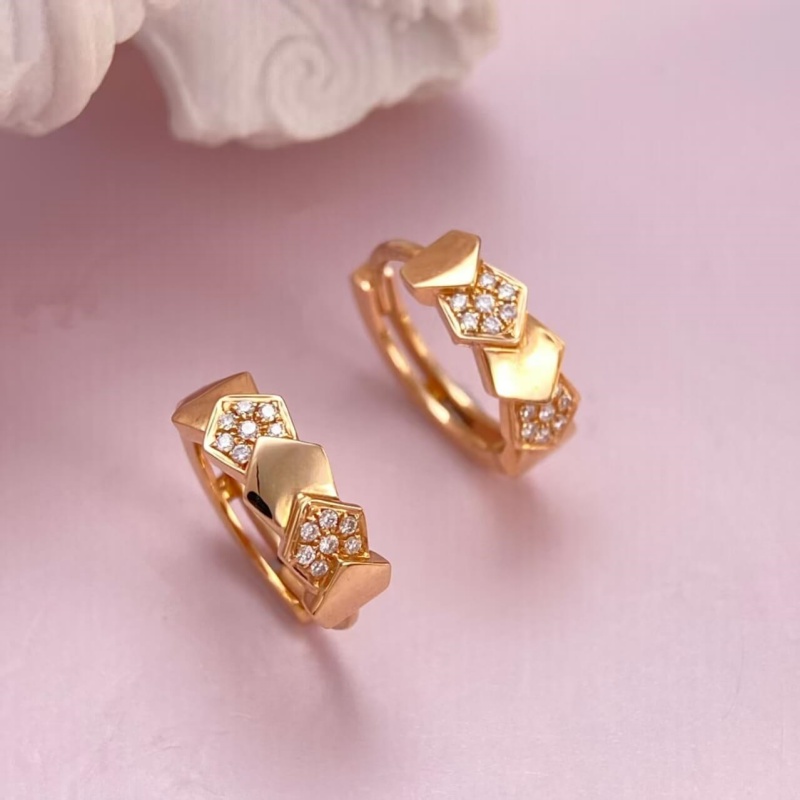 18K-Natural Diamond Earrings