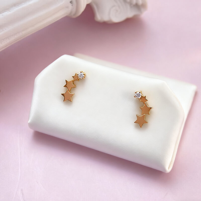 18K-Natural Diamond Earrings