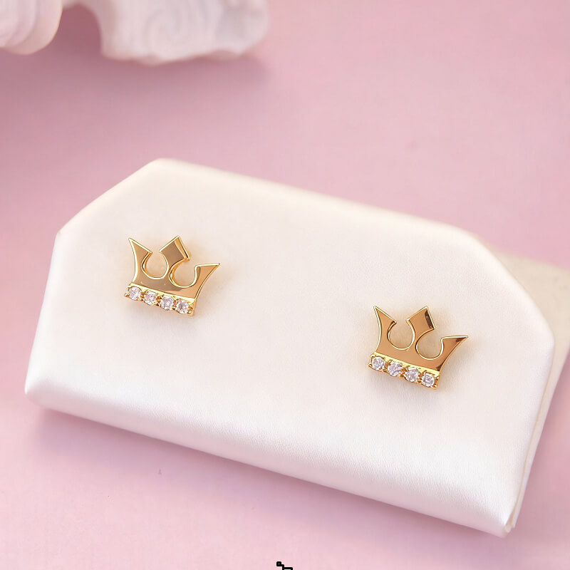 18K-Natural Diamond Earrings