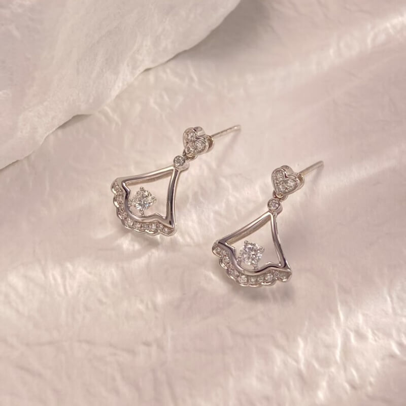 18K-Natural Diamond Earrings