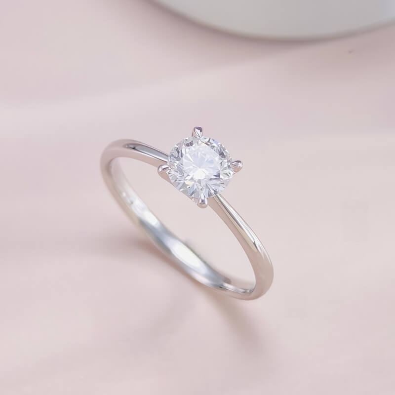 9K-Lab-Grown Diamond Ring