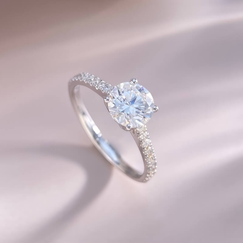9K-Lab-Grown Diamond Ring